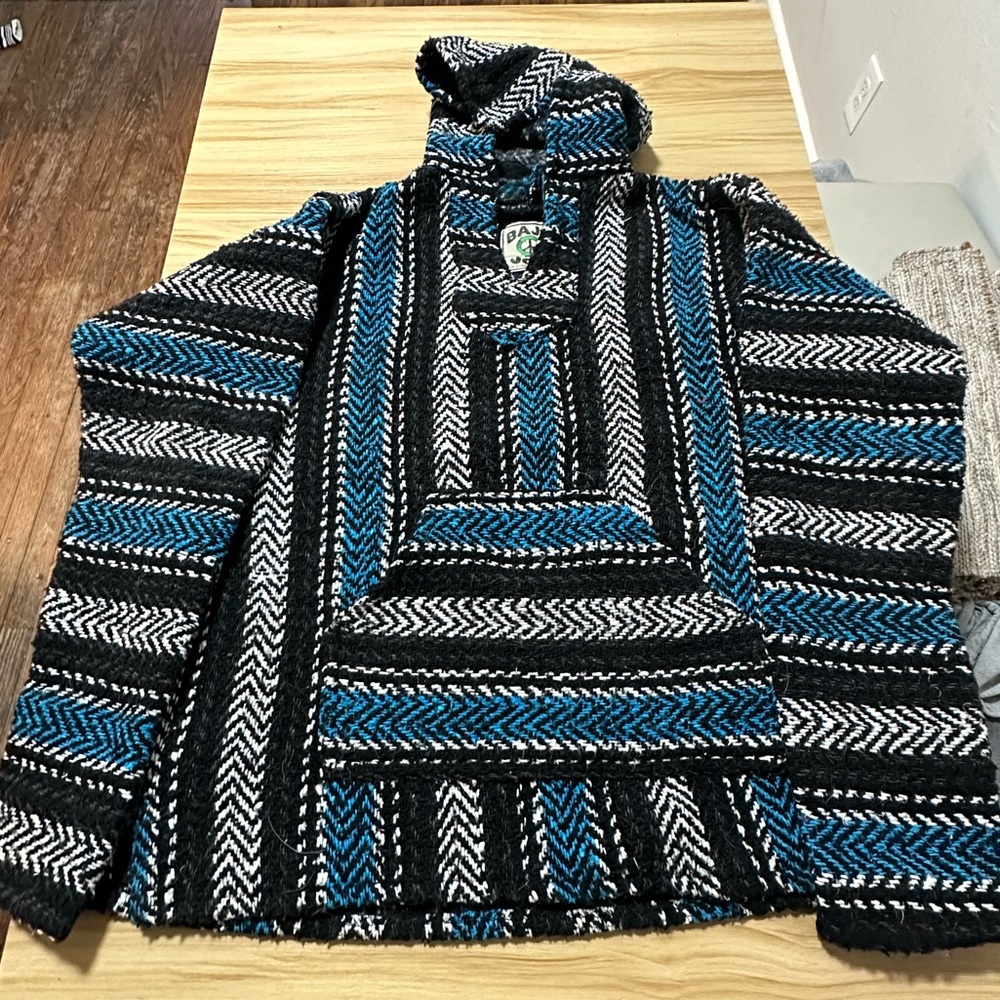 Drug rug sweatshirt
